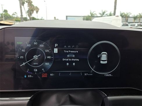 Used 2024 Kia Niro Wind image 23