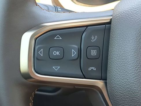 New 2025 RAM 2500 Limited image 25