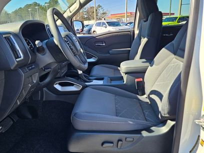 New 2026 Nissan Frontier SV w/ All-Weather Content Package