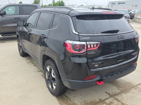 Used 2018 Jeep Compass Trailhawk w/ Popular Equipment Group AWD/4WD image 3
