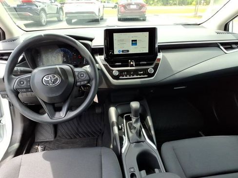 Used 2026 Toyota Corolla LE FWD image 9