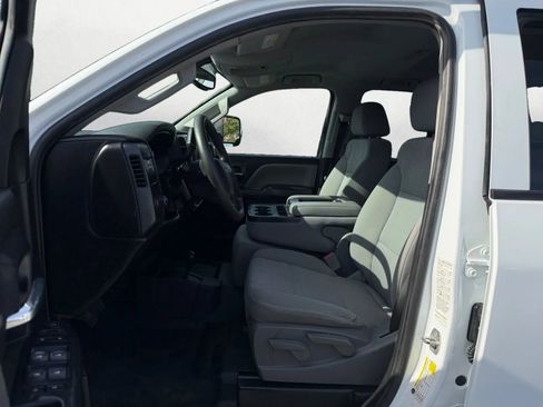 Used 2019 Chevrolet Silverado 2500 W/T w/ WT Convenience Package AWD/4WD image 11