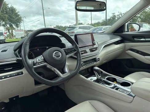 Used 2022 Nissan Altima 2.5 Platinum image 25