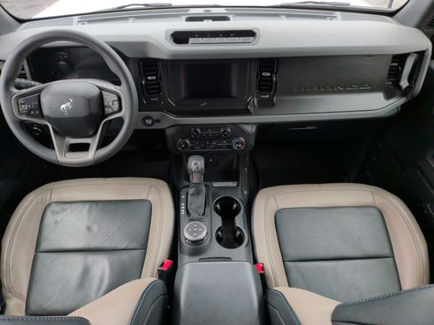 Used 2022 Ford Bronco 4-Door w/ Sasquatch Package image 32