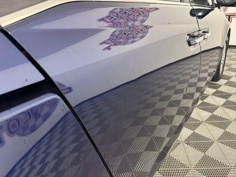 Used 2015 Honda Odyssey EX-L image 30
