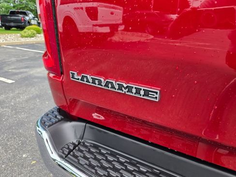Used 2026 RAM 1500 Laramie AWD/4WD image 14