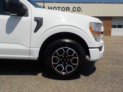 Used 2022 Ford F150 XL w/ STX Appearance Package RWD image 11