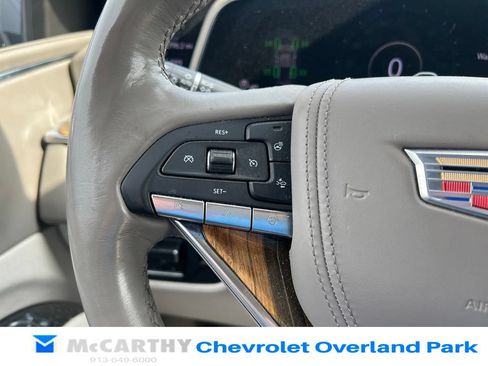 Used 2021 Cadillac Escalade ESV Premium Luxury Platinum w/ Heavy-Duty Trailer Package AWD/4WD image 13