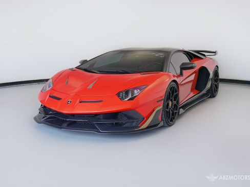 Used 2012 Lamborghini Aventador LP 700-4 AWD/4WD image 2