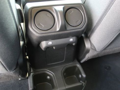 Used 2024 Jeep Wrangler Unlimited Sport AWD/4WD image 27