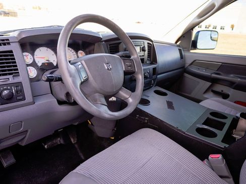 Used 2009 Dodge Ram 2500 Truck ST w/ PWR & Remote Entry Group image 9