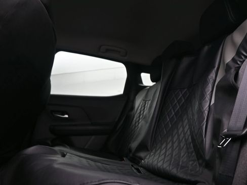 Certified 2025 Nissan Kicks SV FWD image 15