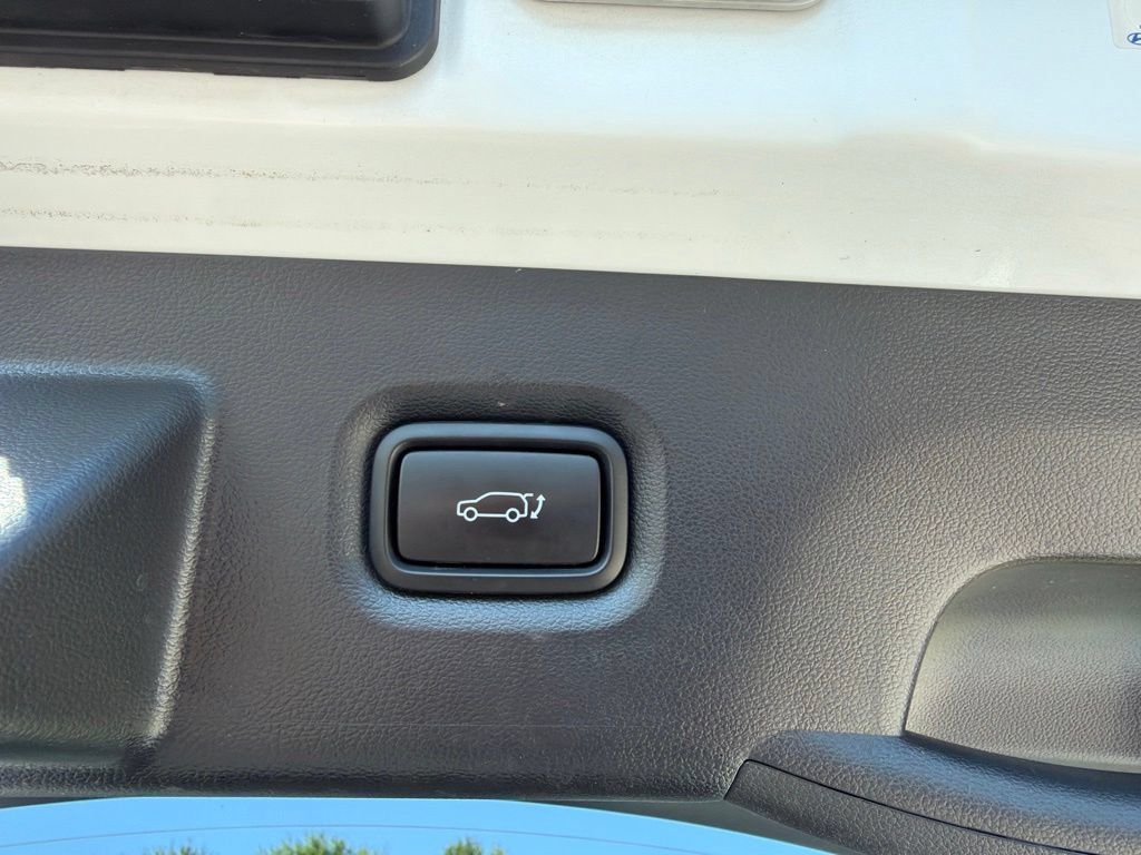 Certified 2024 Hyundai Ioniq 5 Limited RWD image 9