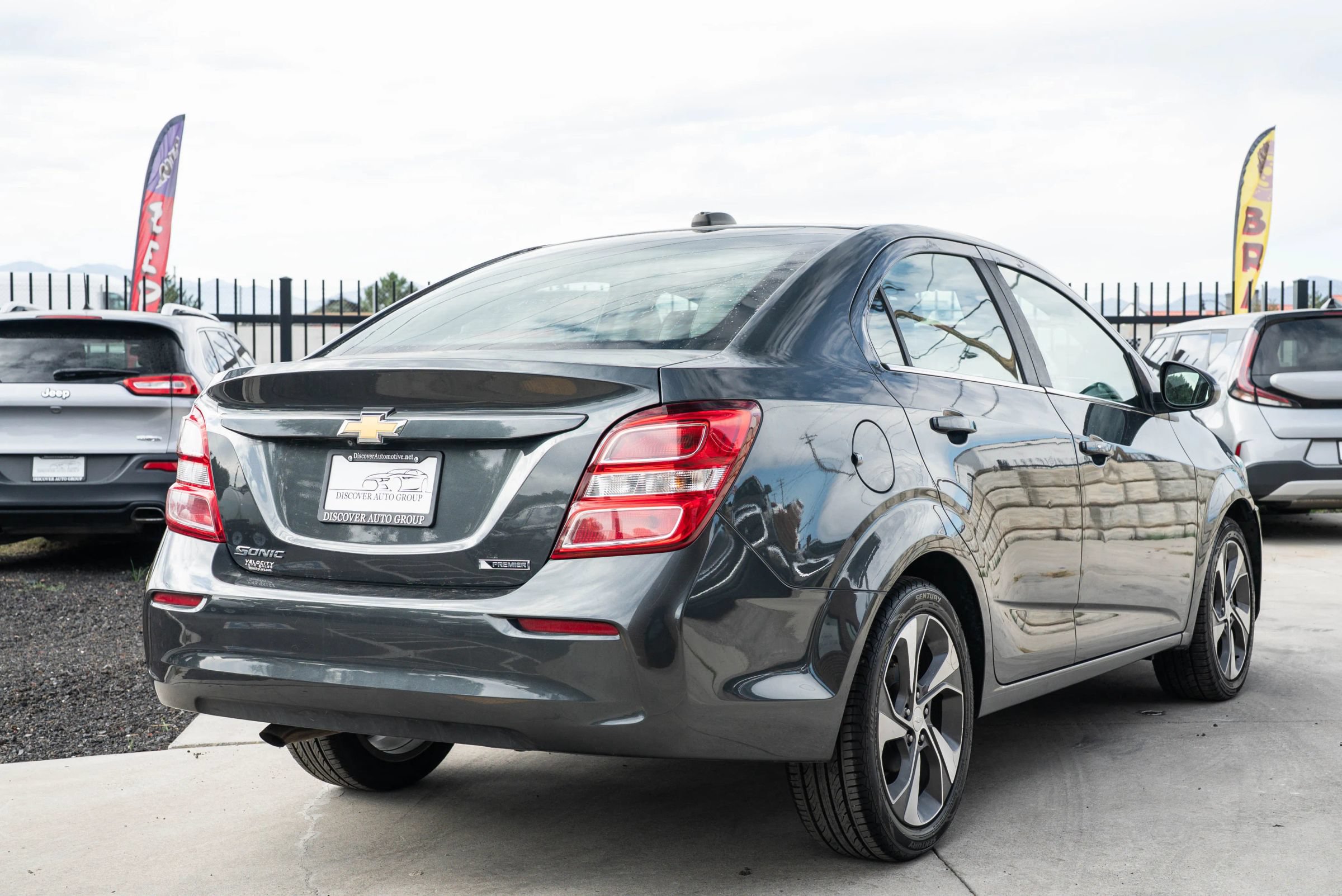 Used 2019 Chevrolet Sonic Premier FWD image 10