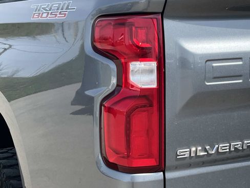 Used 2020 Chevrolet Silverado 1500 LT Trail Boss image 9