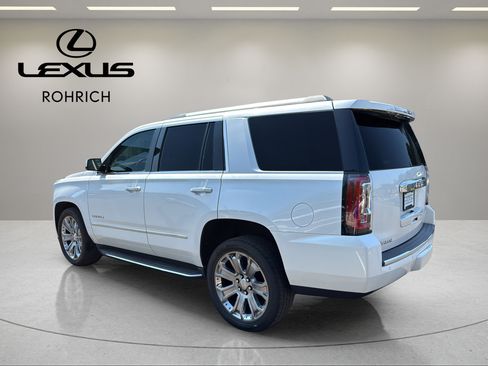 Used 2017 GMC Yukon Denali w/ Open Road Package AWD/4WD image 8