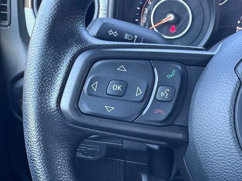 Used 2025 Jeep Wrangler Sport AWD/4WD image 9