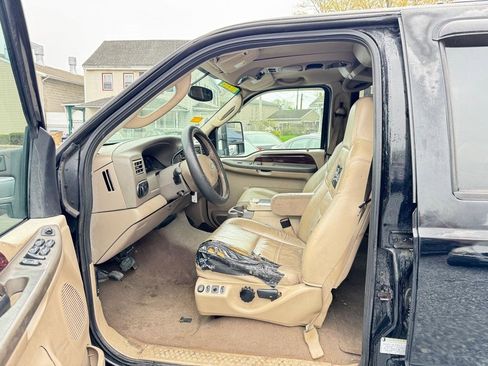 Used 2004 Ford Excursion Limited AWD/4WD image 8