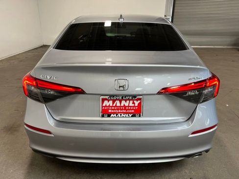 Used 2024 Honda Civic Sport image 4