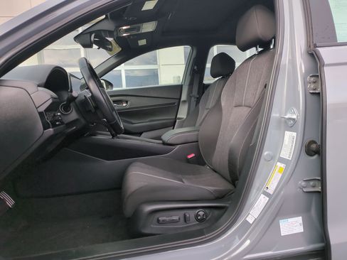 Used 2023 Honda Accord Sport image 18