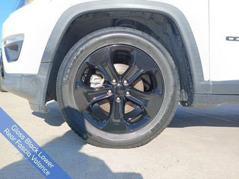 Used 2020 Jeep Compass Latitude image 5