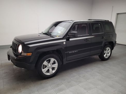 Used 2015 Jeep Patriot Sport w/ Power Value Group AWD/4WD image 2