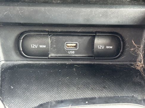 Used 2020 Kia Soul LX FWD image 12
