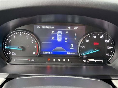 Used 2022 Ford Explorer XLT w/ Equipment Group 202A image 35