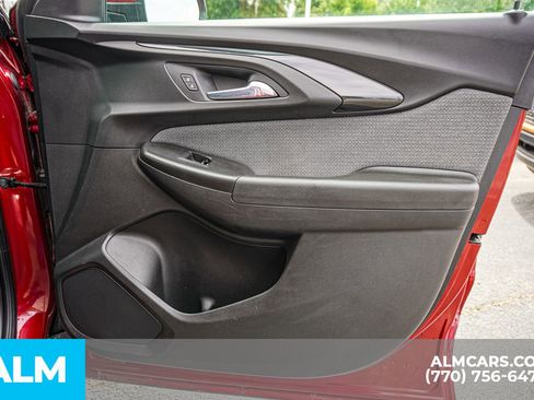Used 2021 Chevrolet TrailBlazer LT w/ Convenience Package image 49