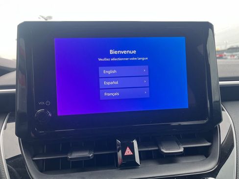 Used 2025 Toyota Corolla LE image 20