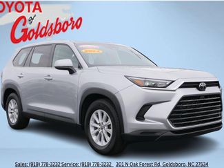Used 2024 Toyota Grand Highlander XLE video 1