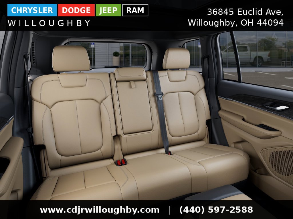 New 2027 Jeep Grand Cherokee Limited AWD/4WD image 18