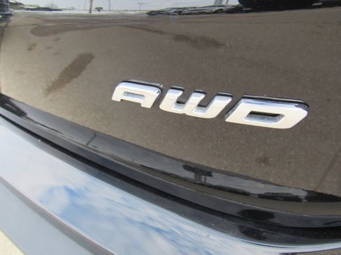 Used 2024 Ford Edge Titanium image 36