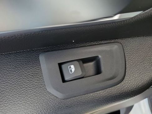 New 2026 RAM 1500 Big Horn w/ Night Edition image 15