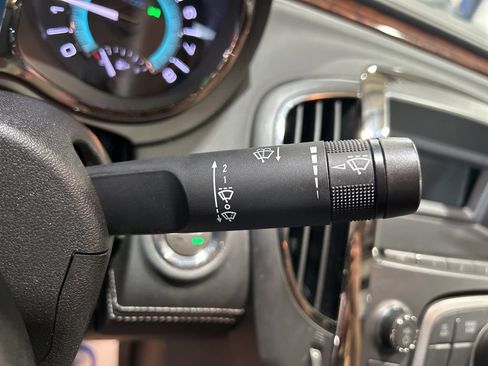 Used 2010 Buick LaCrosse CXL w/ Luxury Package AWD/4WD image 26