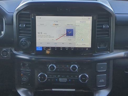 New 2025 Ford F150 Lariat w/ Equipment Group 501A Mid image 16