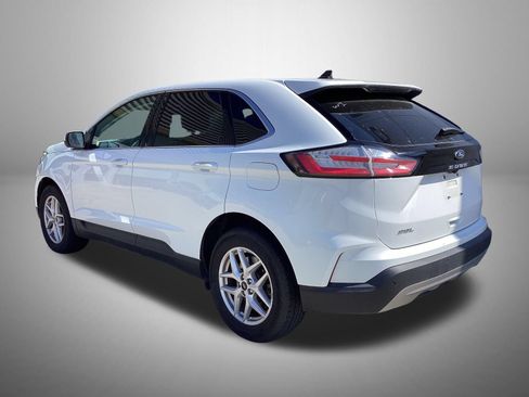 Used 2023 Ford Edge SEL AWD/4WD image 4