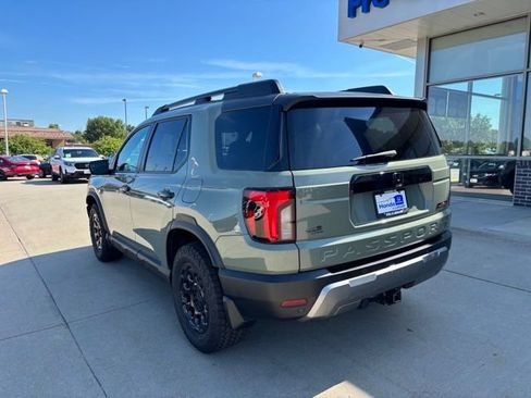Certified 2026 Honda Passport TrailSport image 7