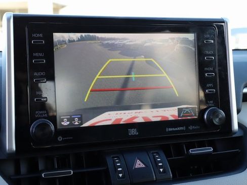 Used 2019 Toyota RAV4 XLE Premium image 33