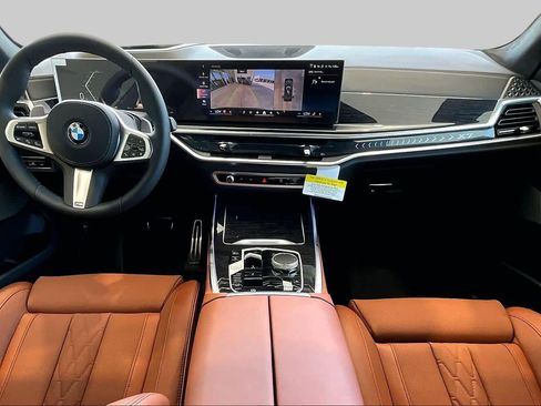 New 2027 BMW X7 xDrive40i w/ M Sport Package AWD/4WD image 5