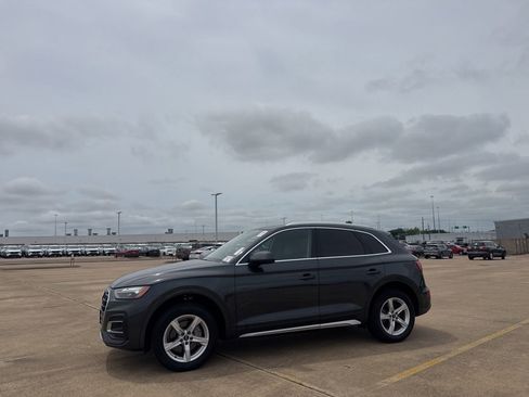 Used 2023 Audi Q5 2.0T Premium w/ Convenience Package AWD/4WD image 12