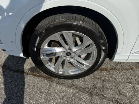 Certified 2022 Audi Q7 3.0T Premium Plus image 31