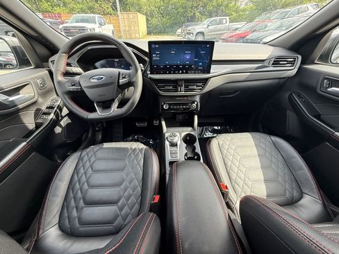 Used 2023 Ford Escape ST-Line Elite w/ Premium Technology Package AWD/4WD image 21