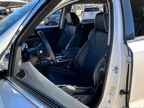 Used 2024 Acura MDX SH-AWD w/ Advance Package image 7