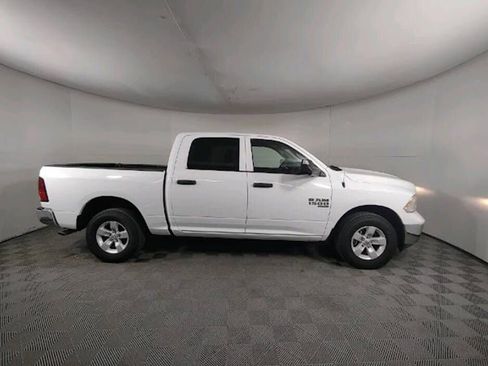 Used 2022 RAM 1500 Tradesman w/ Chrome Appearance Group image 9