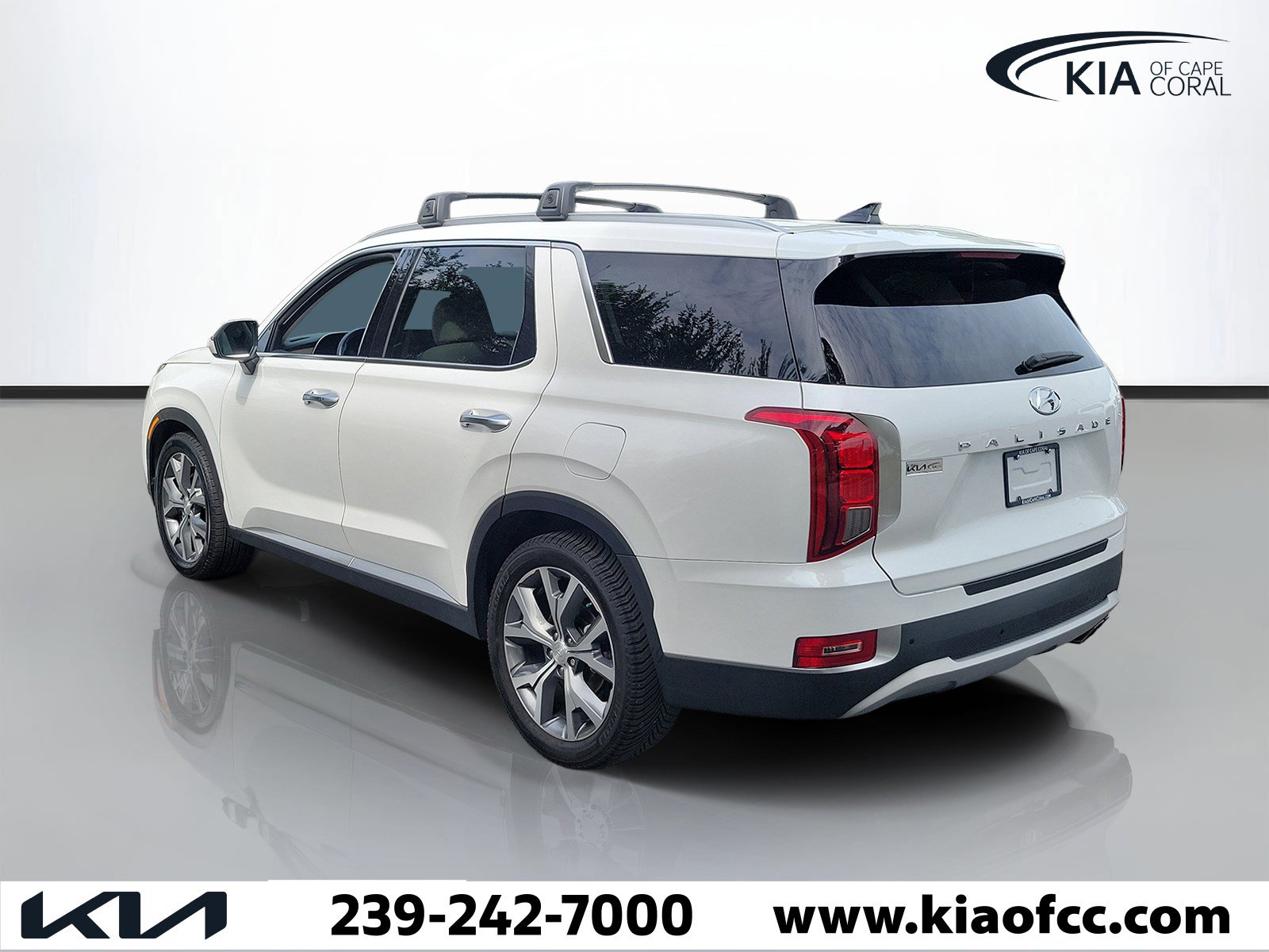 Used 2022 Hyundai Palisade SEL w/ 8P Bench Seat Package FWD image 4
