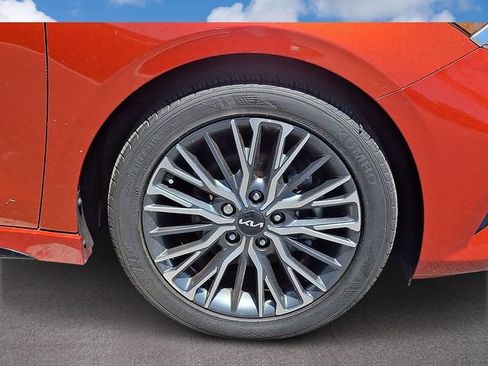 Used 2023 Kia Forte GT-Line w/ GT-Line Premium Package FWD image 7