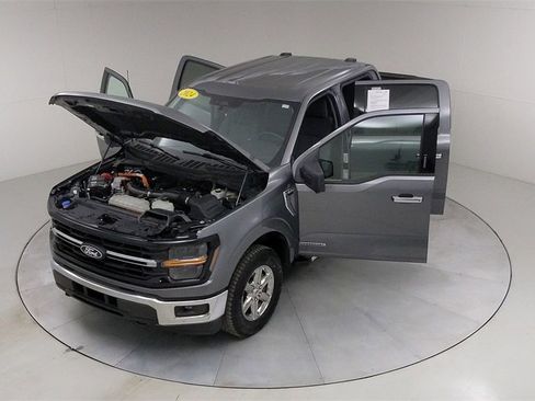 Certified 2024 Ford F150 XLT w/ Mobile Office Package image 44