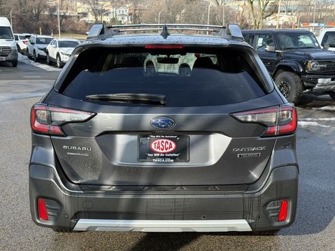 Certified 2022 Subaru Outback Touring image 7
