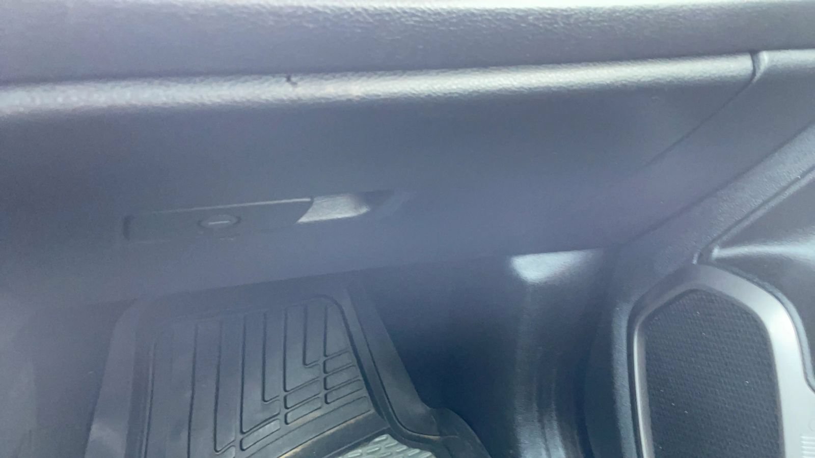Used 2022 Jeep Renegade Latitude AWD/4WD image 22